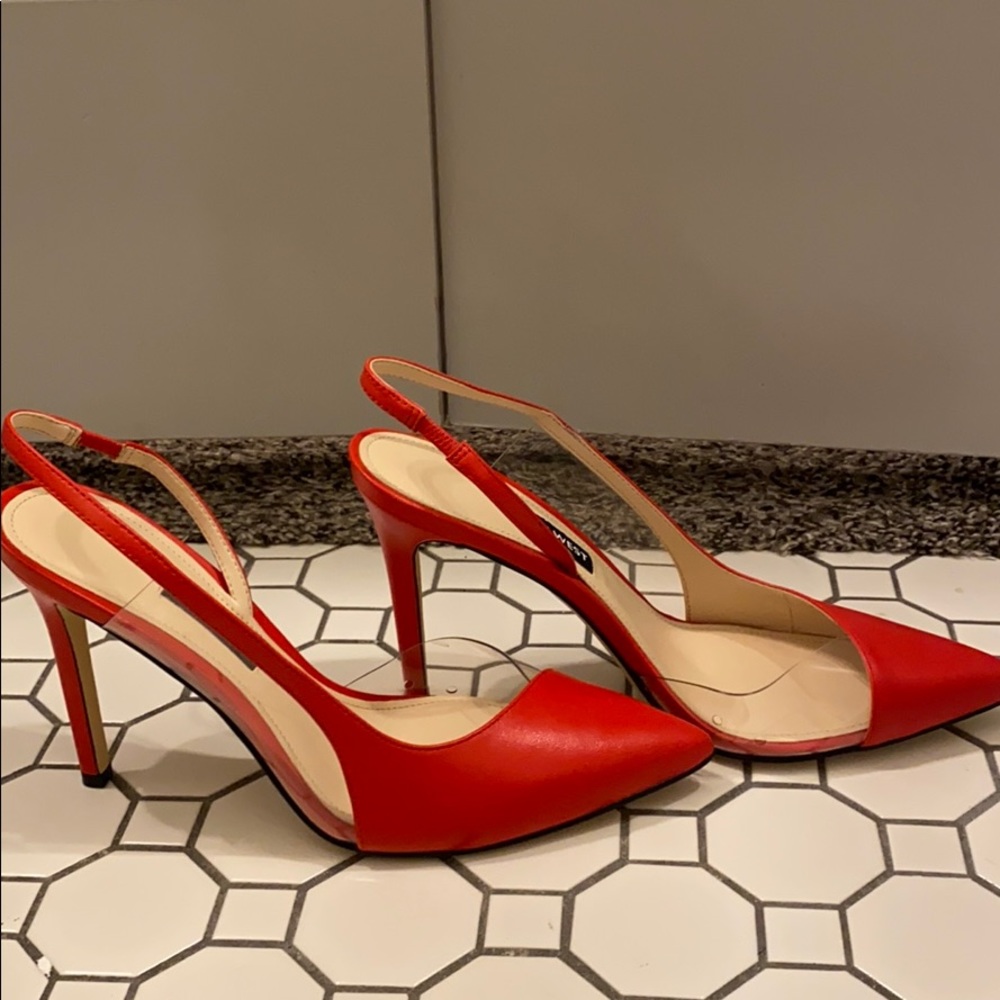 Red Nine West heels - Picture 2 of 3